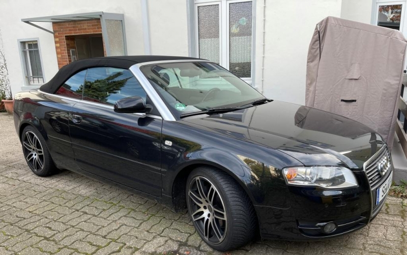 Audi A4 Cabrio 3.2 Quattro 1