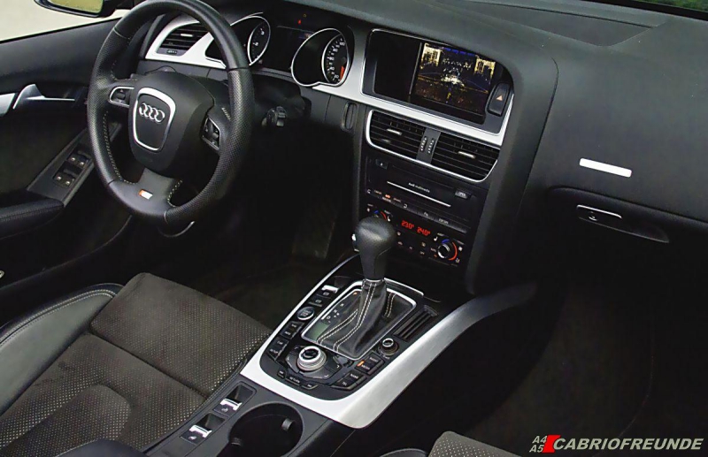 S-Line Interieur VFL in Leder/Alcantara